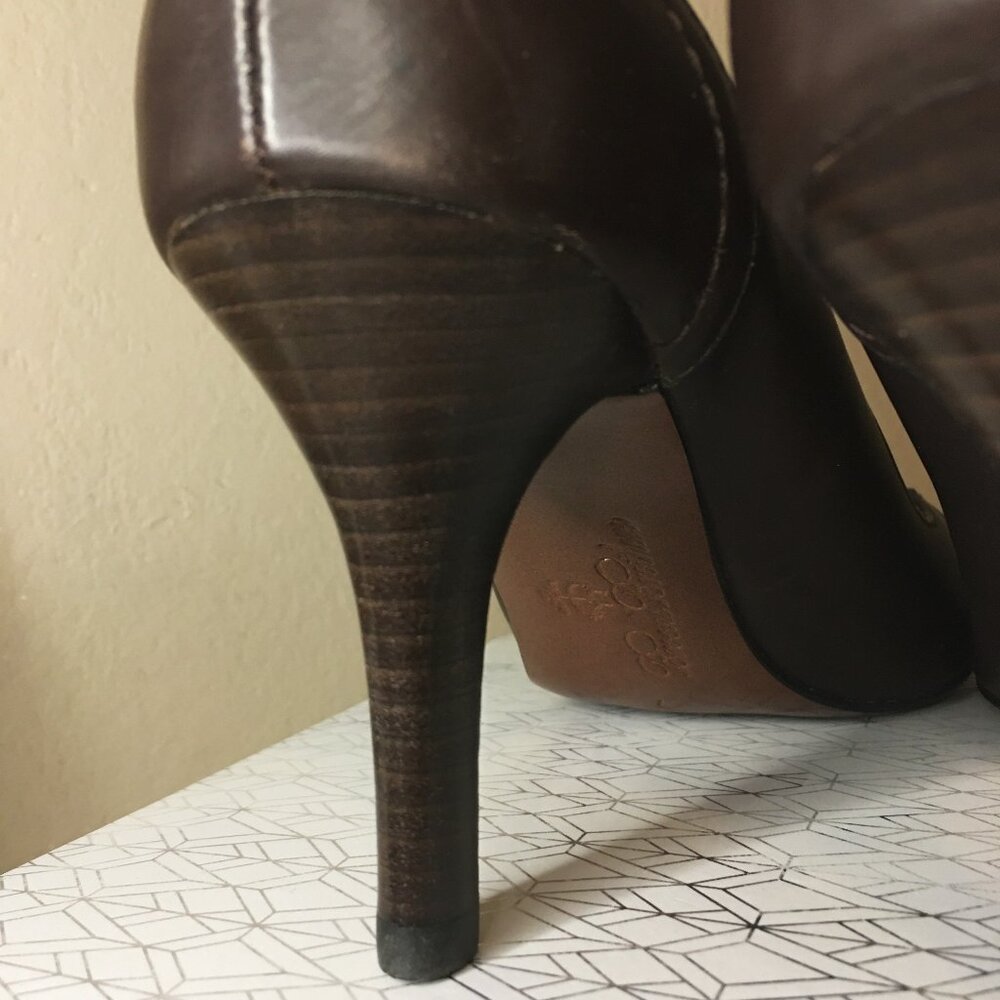 ๐๐๐๐๐๐ ๐๐๐๐๐๐๐๐ ๐ Brown Leather Classic Career Pumps ๐ NEW! - Picture 9 of 14
